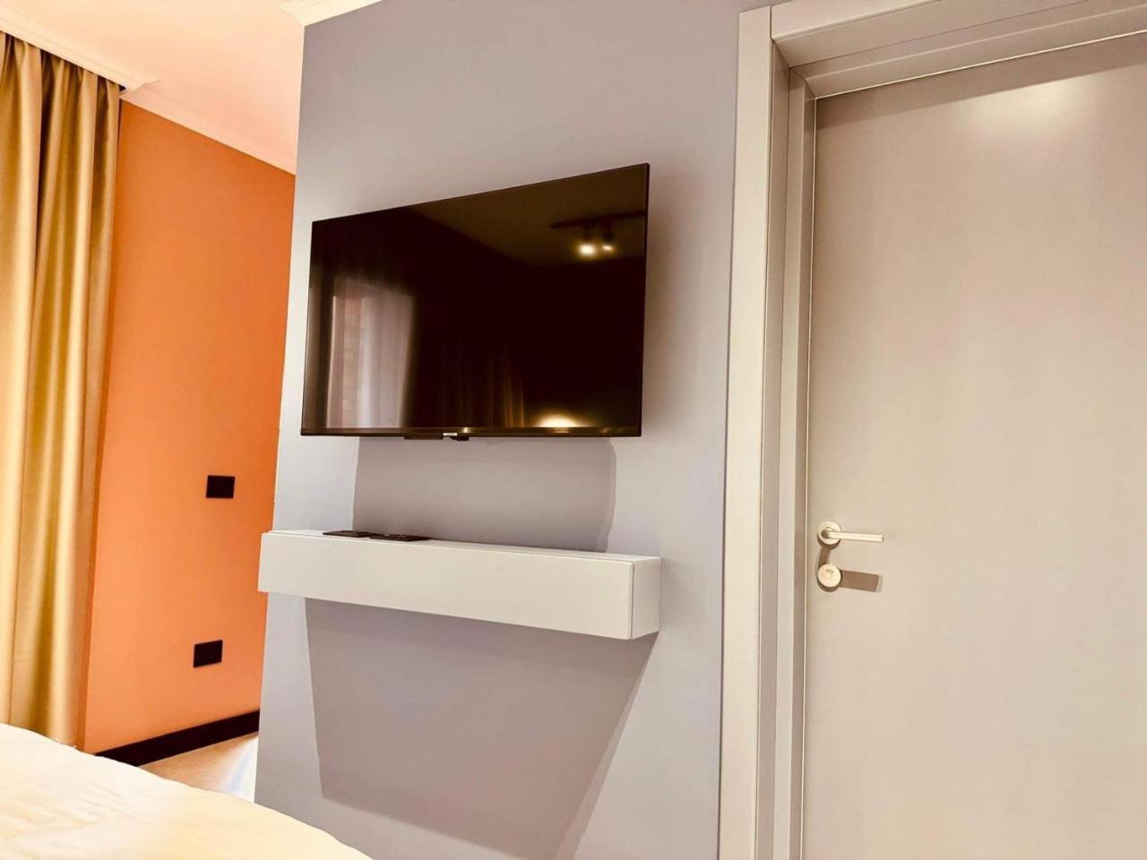 Lili'S Tirana Center Apartments Exterior photo